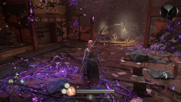 Nioh 3 - Un final siniestro, veta espiritual en el cruce, yendo a la derecha desde el cofre grande de la casa donde aparece Murakumo por primera vez