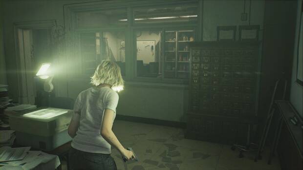 Resident Evil Requiem - Centro de pacientes (III), zona del fondo de la Sala de conferencias, en el ala este de la primera planta