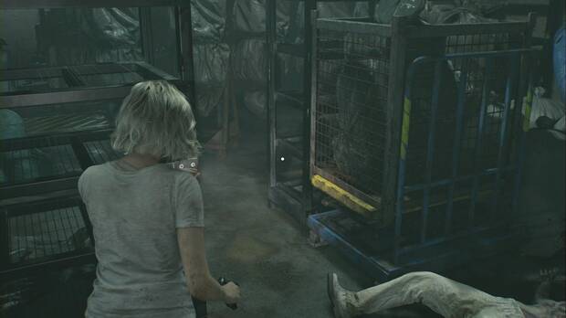 Resident Evil Requiem - Centro de pacientes (V), caja movida en el centro de la cinta transportadora que permite moverse entre la parte norte y la central