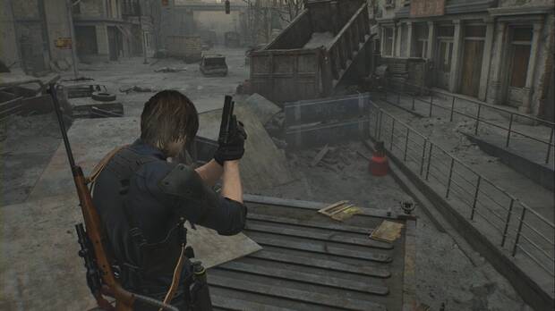 Resident Evil Requiem - Contenedores de la BSSA, punto desde el que disparar a una bombona para eliminar a los zombis del contenedor #03