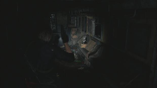 Resident Evil Requiem - Este de Raccoon City, Mr. Raccoon en el vag�n de metro donde aparecen ara�as