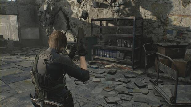 Resident Evil Requiem - Este de Raccoon City, Mr. Raccoon en los restos de un despacho de la planta superior de la Torre Willis