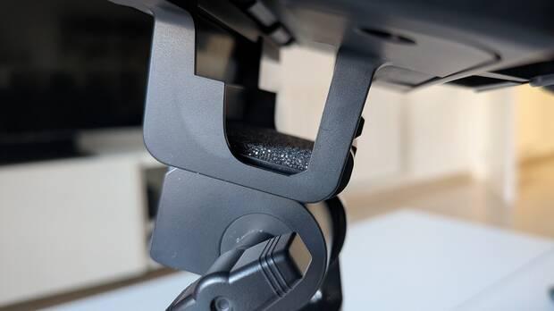 Una almohadilla protege a la consola Switch 1 o Switch 2 en su base, para evitar rozaduras.