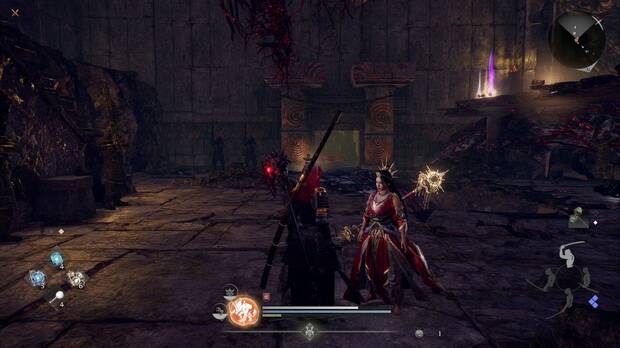 Nioh 3 - Ra�ces oscuras, sala con varios caminos justo despu�s de evitar las estatuas que lanzan bolas de fuego