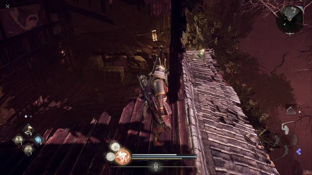 Nioh 3 - Bestia del inframundo, kodama en el agujero de la pared de uno de los edificios de la zona nordeste del sudeste de shichijo