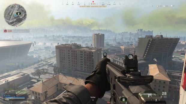 En Warzone podremos jugar con nuestros amigos de PC, PS4 o Xbox One gracias a su crossplay total.