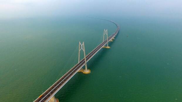 Gran Puente de Danyang–Kunshan sobre las aguas