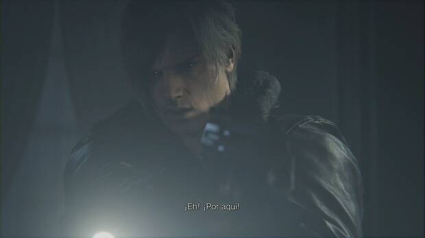 Resident Evil Requiem - Easter eggs, Leon indica a Grace que se aparte y vaya con �l