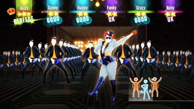 La mano de color del bailar�n indica con cu�l debes sujetar el Wiimote o el m�vil, teniendo en cuenta que eres el reflejo del personaje.