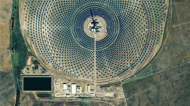 Planta de energía termosolar Gemasolar de Sevilla