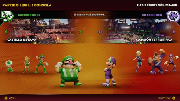 En el modo Partido rápido elegimos duración, dificultad, disponibilidad de objetos e hipertrallazos o jugar de día o de noche. Cada equipo selecciona la ambientación de su mitad del campo y su equipación (‘¡BEEEEEEETIS!”).