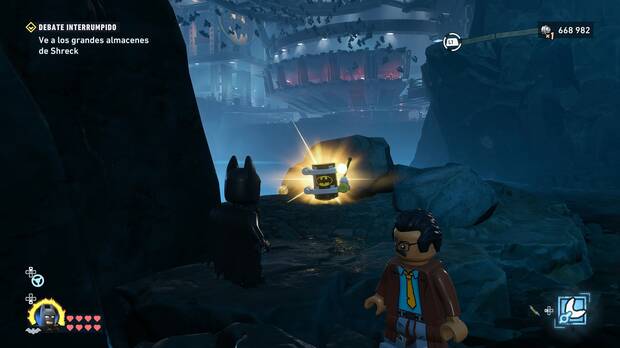 LEGO Batman: El Legado del Caballero Oscuro - D�nde encontrar el trofeo de la Batcueva Minikit 06 en la Batcueva