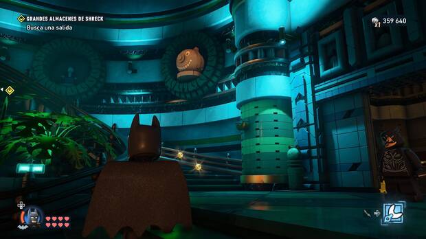 LEGO Batman: El Legado del Caballero Oscuro - Localizaci�n del trofeo de la Batcueva Cabeza de gato 03 en la misi�n Grandes almacenes de Shreck