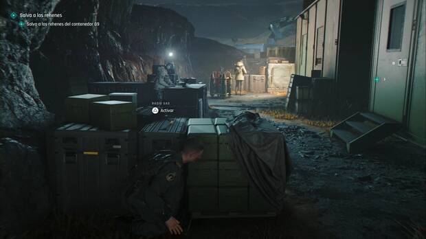 007 First Light - Contra todo pron�stico; radio con la que se puede interactuar detr�s de G9
