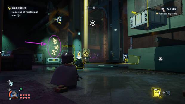LEGO Batman: El Legado del Caballero Oscuro - C�mo resolver el puzle del acertijo de Cluemaster 01 en East End - Milla de la diversi�n