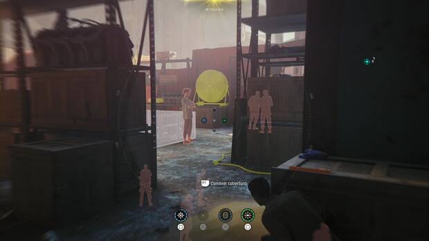007 First Light - El pasado nunca muere; máquina de viento, guardias y cable en la zona del final de la pasarela con los operarios