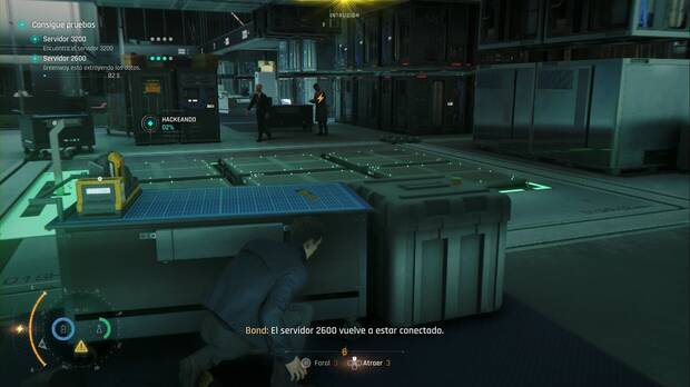 007 First Light - Ocaso del caballero; James se esconde de los guardias junto al servidor 2600