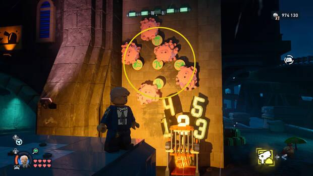 LEGO Batman: El Legado del Caballero Oscuro - Cómo resolver el puzle del acertijo de Cluemaster 08 en Newtown