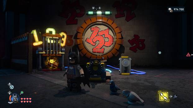 LEGO Batman: El Legado del Caballero Oscuro - Cómo resolver el puzle del acertijo de Cluemaster 09 en Newtown