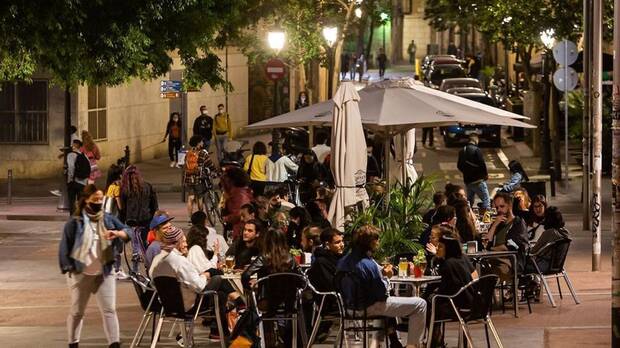 Terraza de noche