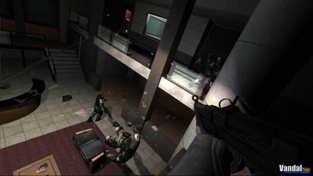 Por ‘F.E.A.R.’ casi que no pasan los años, y su fórmula sigue funcionando genial.