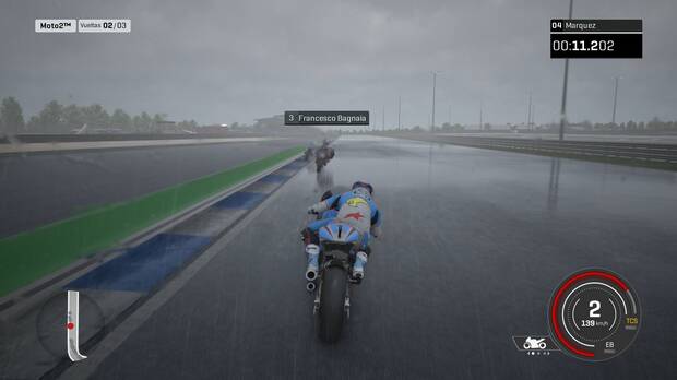 Con la pista mojada el control de la moto es más complicado y hay que cambiar los puntos de frenada.