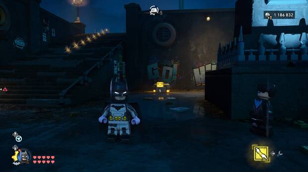 LEGO Batman: El Legado del Caballero Oscuro - D�nde encontrar y conseguir el dep�sito de WayneTech 01 en East End - Milla de la diversi�n