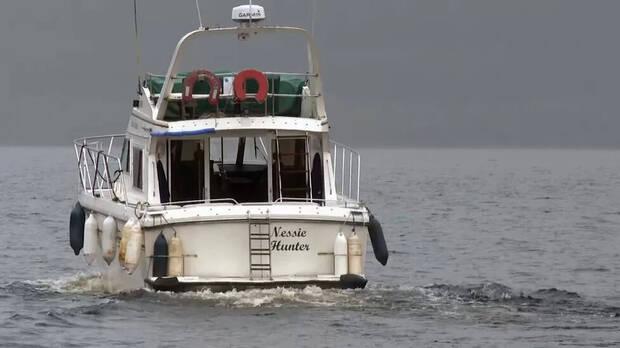 Loch Ness Hunter Boat