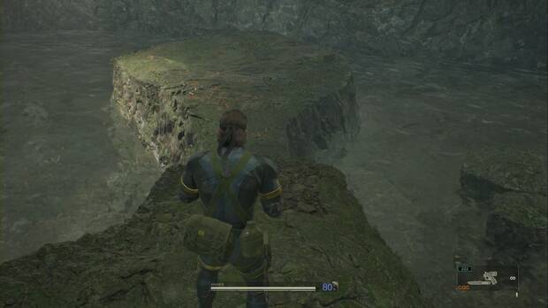 Metal Gear Solid Delta - Chyornaya Peschera, punto desde el que se puede saltar a la plataforma donde estaba The Pain para recoger su uniforme