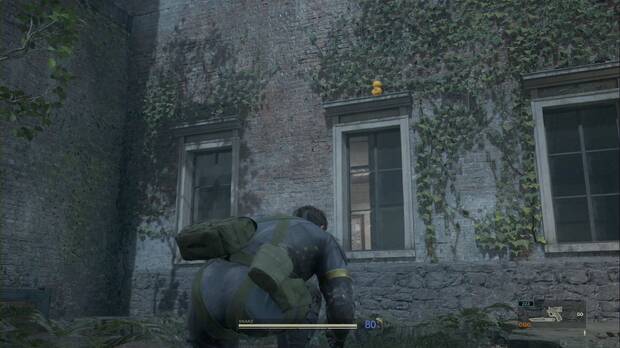 Metal Gear Solid Delta - Graniny Gorki, GA-KO #26 sobre una de las ventanas del patio nordeste