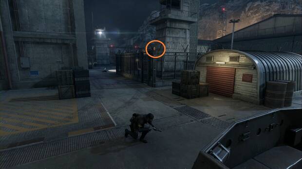 Metal Gear Solid Delta - Groznyj Grad, GA-KO #44 sobre la alambrada de la torre este del patio noreste