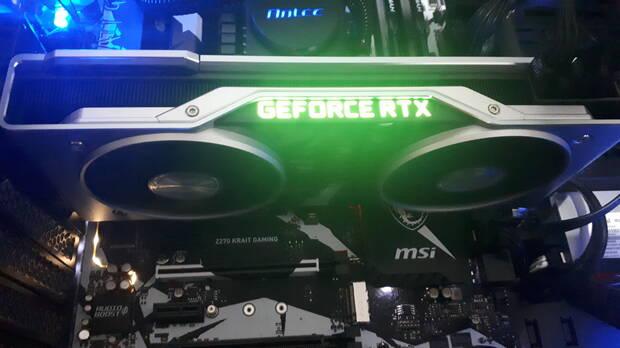 La tarjeta ocupará dos ranuras de espacio en nuestro equipo y contará con una tenue iluminación LED para dar brillo al logo GeForce RTX.