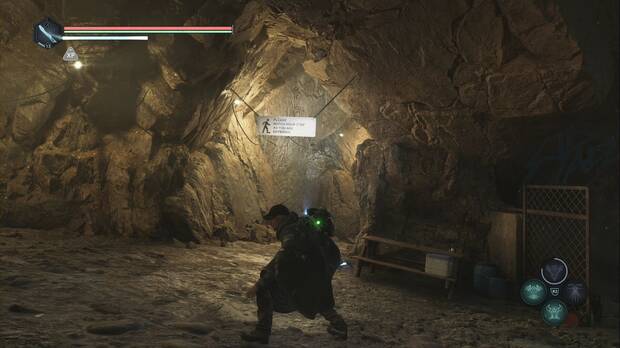 Hell is Us - Marastan, desvío hacia la derecha en el túnel que lleva a la estatua