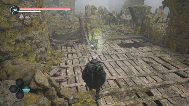 Hell is Us - Llanura de la Bruma, agujero a la derecha de la escalinata de la puerta cerrada con la Serpiente de dos cabezas