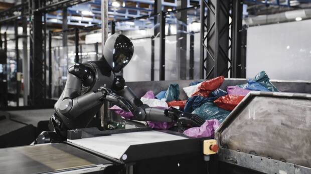 Figure 02 con organizando paquetes