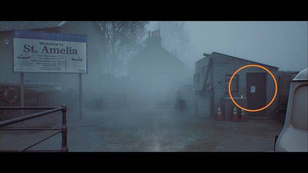 Silent Hill Townfall - Llegada; ubicaci�n del cobertizo con el Documento Aviso de tours cancelados
