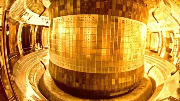 China y el sol artificial