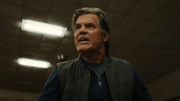 Weapons y Josh Brolin