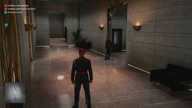 Hitman 3 - Caída de poder: puerta a una sala de seguridad