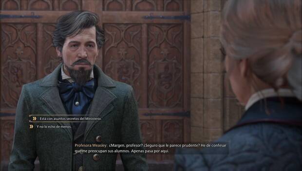 Hogwarts Legacy - La trama multijugos: el protagonista habla con la profesora Weasley