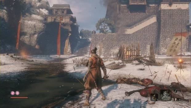 Sekiro - Alrededores de Ashina: Escaleras ocultas en el campo de batalla