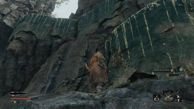 Sekiro - Templo Senpo: Cornisa para seguir subiendo