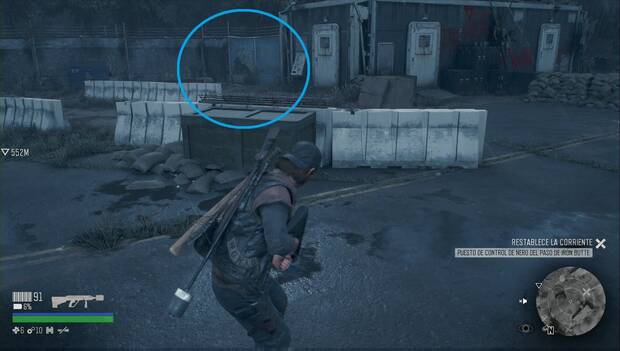 Days Gone - Puesto de control de NERO del Paso de Iron Butte: valla tras la que hay una lata de gasolina