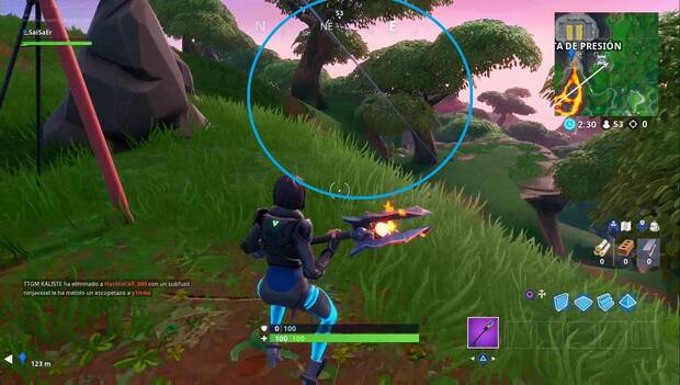 Fortnite - Usa un respiradero volcánico, un respiradero aéreo y una tirolina en la misma partida: tirolina junto a la plataforma celeste