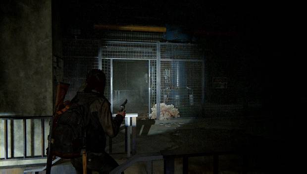 The Last of Us Parte II - Los túneles: camino por las rejas azules