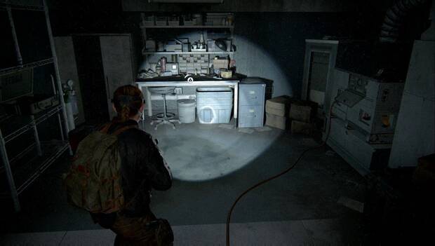 The Last of Us Parte II - Zona cero: mesa de trabajo en la zona de cirugía