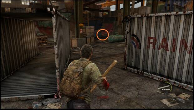 The Last of Us - Artefactos: ubicación del contenedor azul en la zona del fondo a la derecha del muelle, junto al que se encuentra la Nota de los muelles