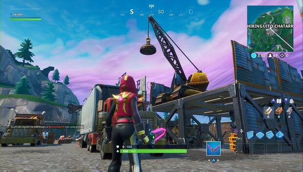 Fortnite - Haz un grafiti en una fuente, una grúa y una máquina expendedora: localización de la grúa