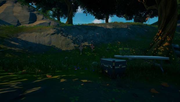Fortnite Battle Royale - Destruye dianas con armas de la OI: dianas en la parte sur-sudeste de Alameda Afligida