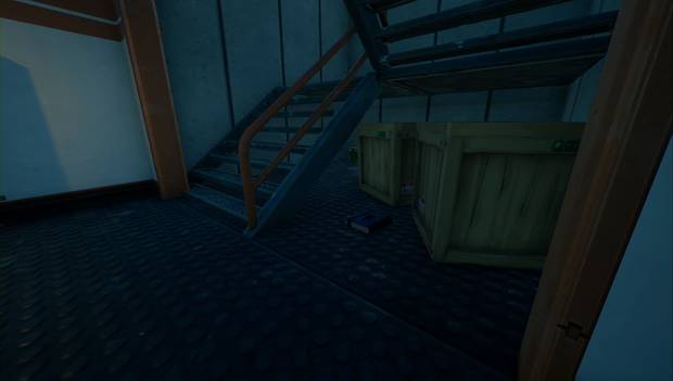 Fortnite Battle Royale - Busca libros sobre explosivos: libro junto a las escaleras del edificio número 3 en Acumulaciones Airadas
